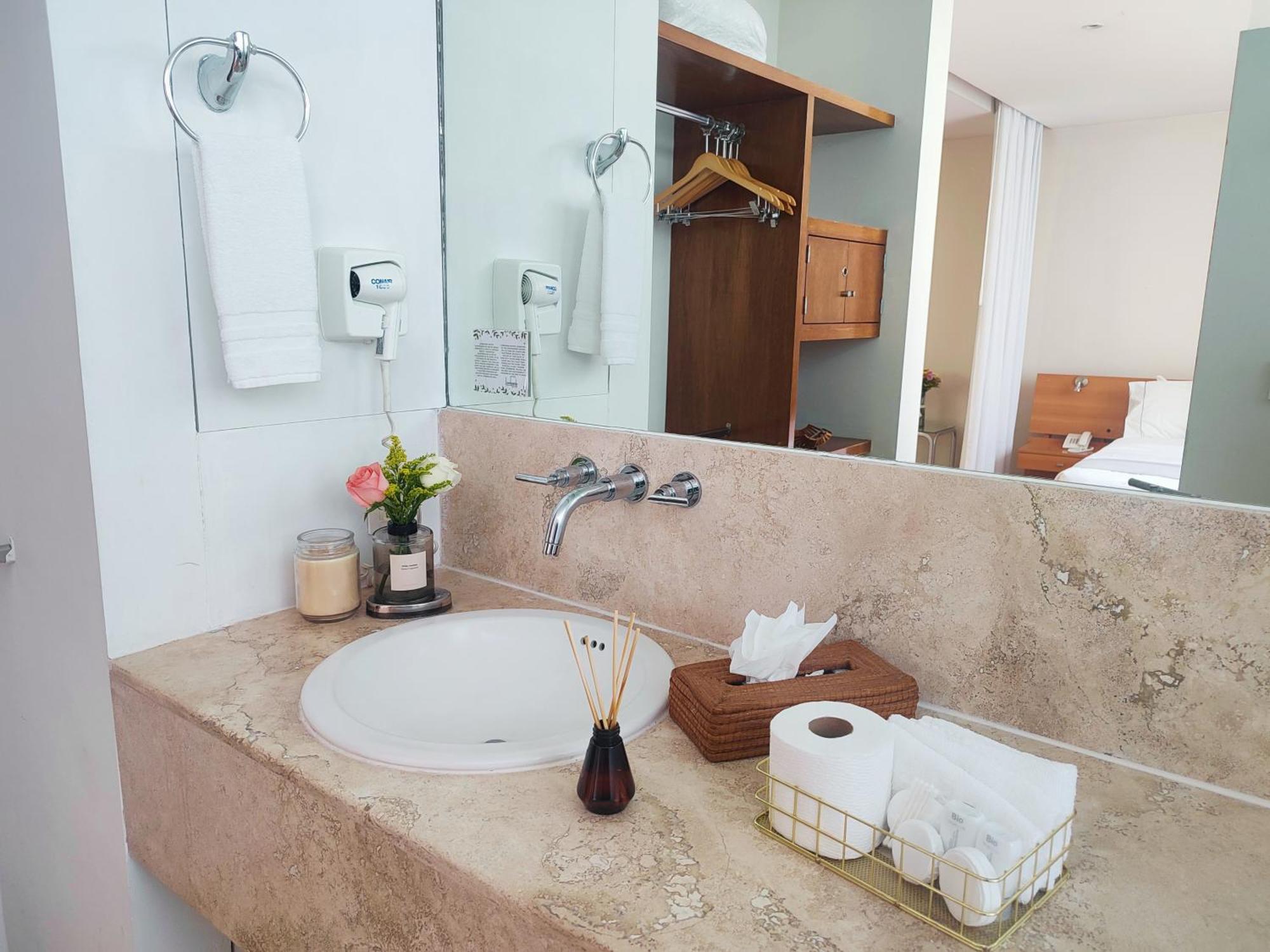 Lombardo Suites Meksyk Zewnętrze zdjęcie